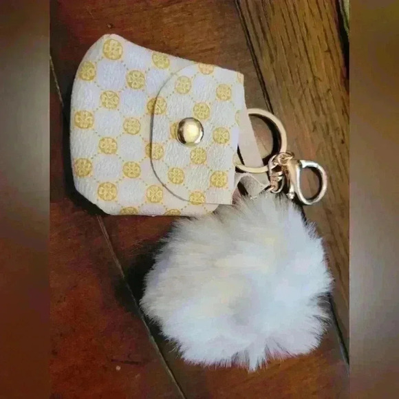 Bag Charm of bag and poof - Picture 3 of 3